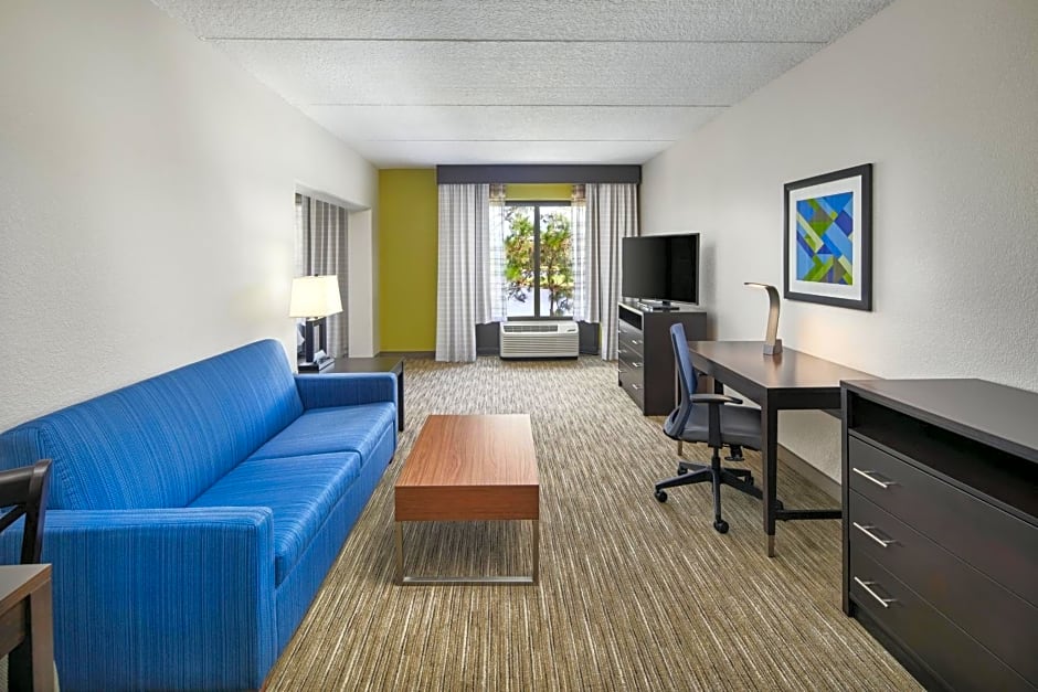 Holiday Inn Express & Suites Jacksonville South East - Medical Center Area