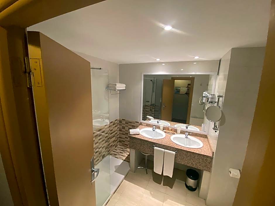 Beatriz Toledo Auditorium & Spa