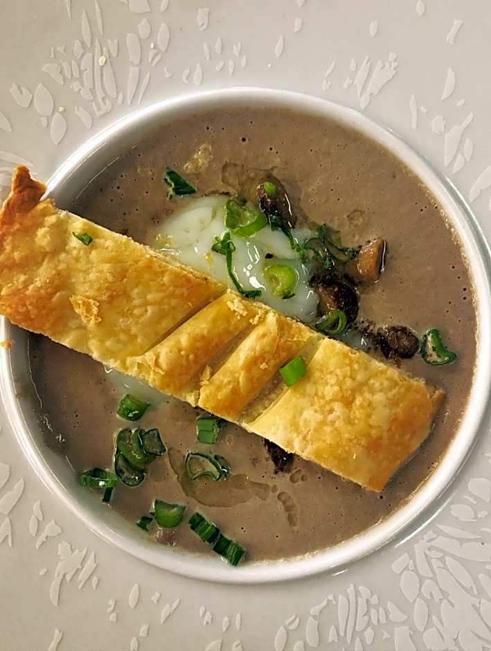 La Chartreuse Logis Hotel Restaurant