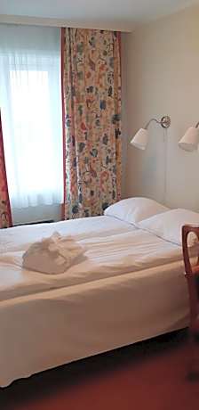 Double Room with Private External Bathroom