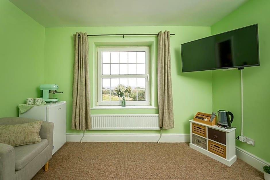 Rising Sun Pub, Restaurant and Rooms