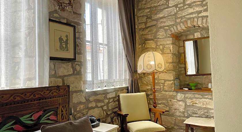 Urla Taş Konak Otel