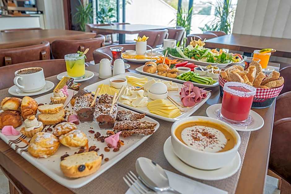 Istanbul Midpoint Hotel