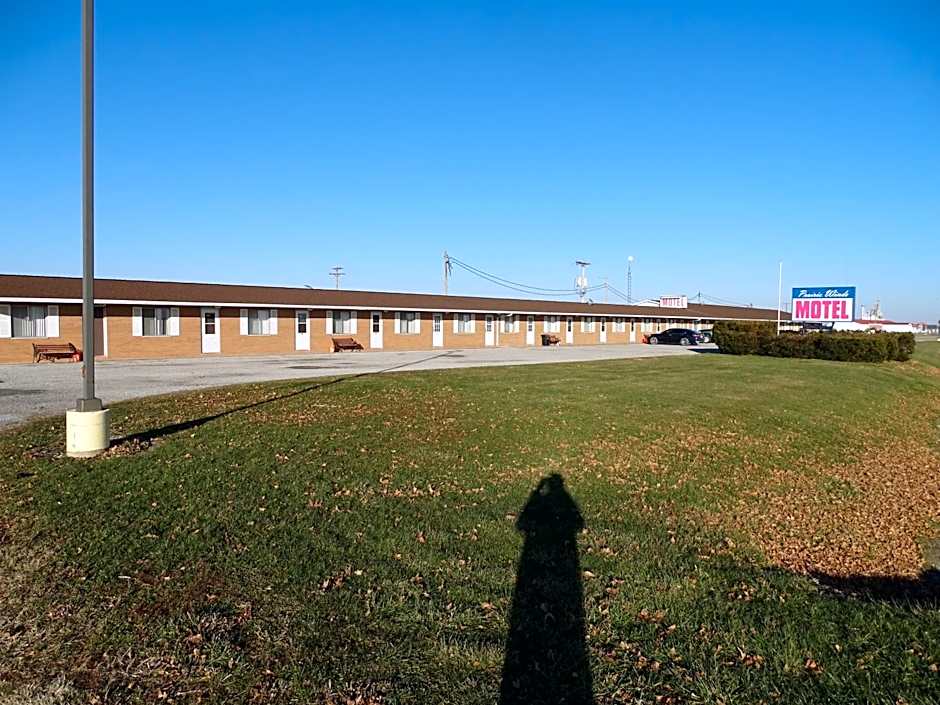 PRAIRIE WINDs MOTEL CARTHAGE