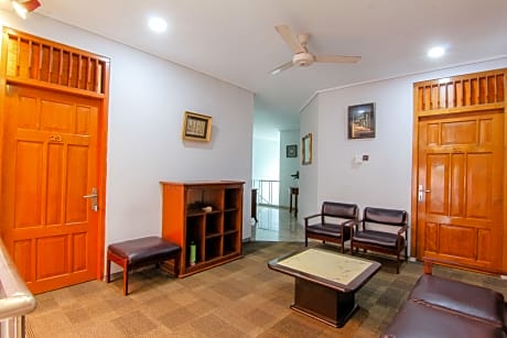 STANDARD DOUBLE ROOM