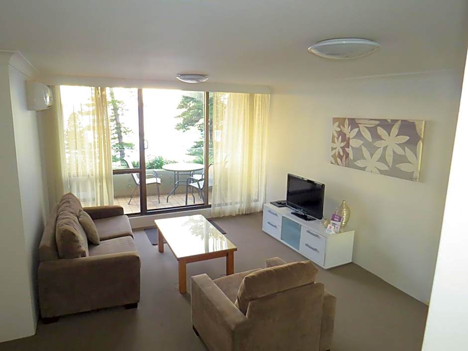 Manly Paradise Motel and Apartments