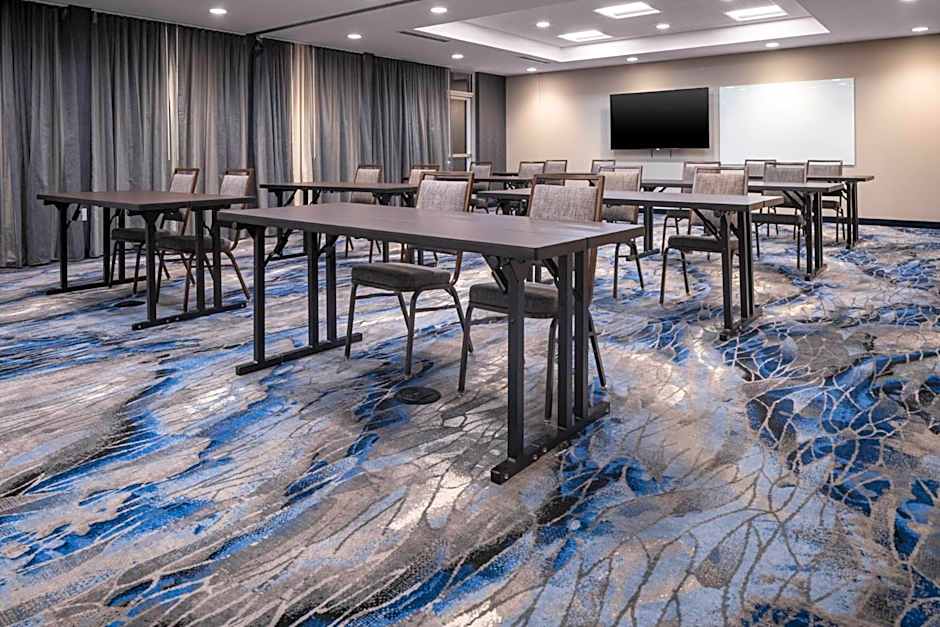 Fairfield Inn & Suites by Marriott Dallas DFW Airport North/Irving