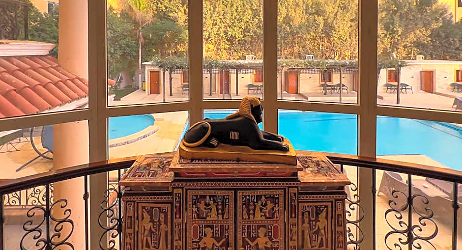 Turquoise Pyramids palace