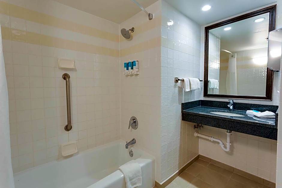 Drury Inn & Suites Denver Tech Center