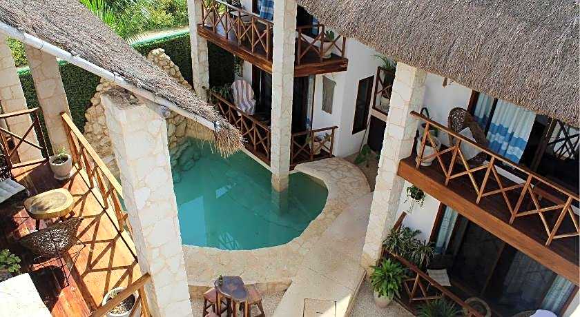 Lagoon Boutique Hotel