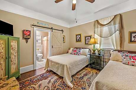 Superior Family Room