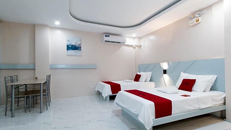 RedDoorz at Happy Stay Apartelle