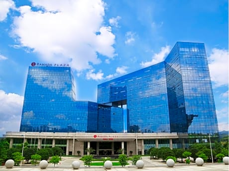 Ramada Plaza Liuzhou Liudong Hotel