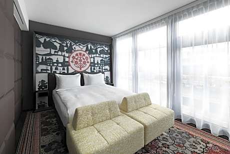 Deluxe Room, 1 King Bed, Non Smoking