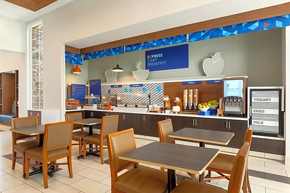 Holiday Inn Express- West Sacramento By IHG