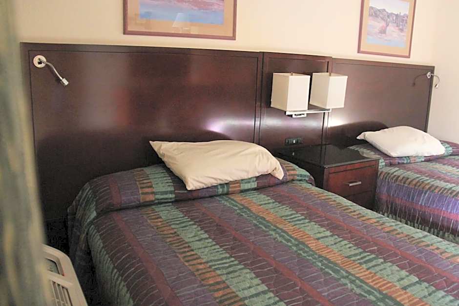 Economy Inn Safford