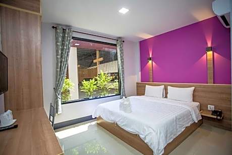 Nakarin Hotel