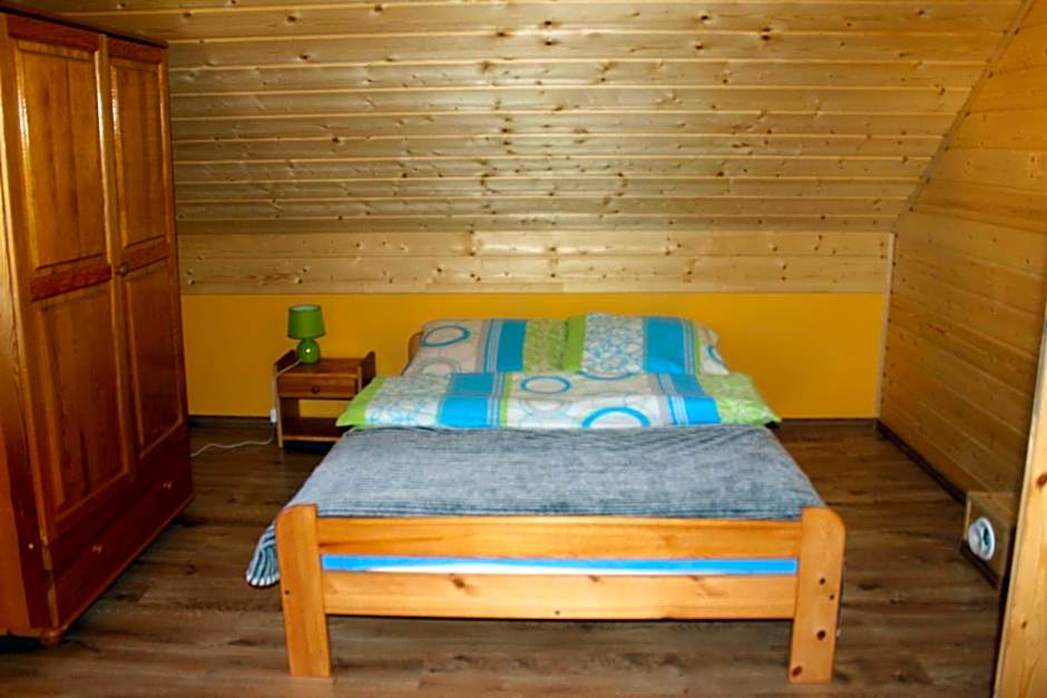 Domki w Smolniku z możliwością apiterapii