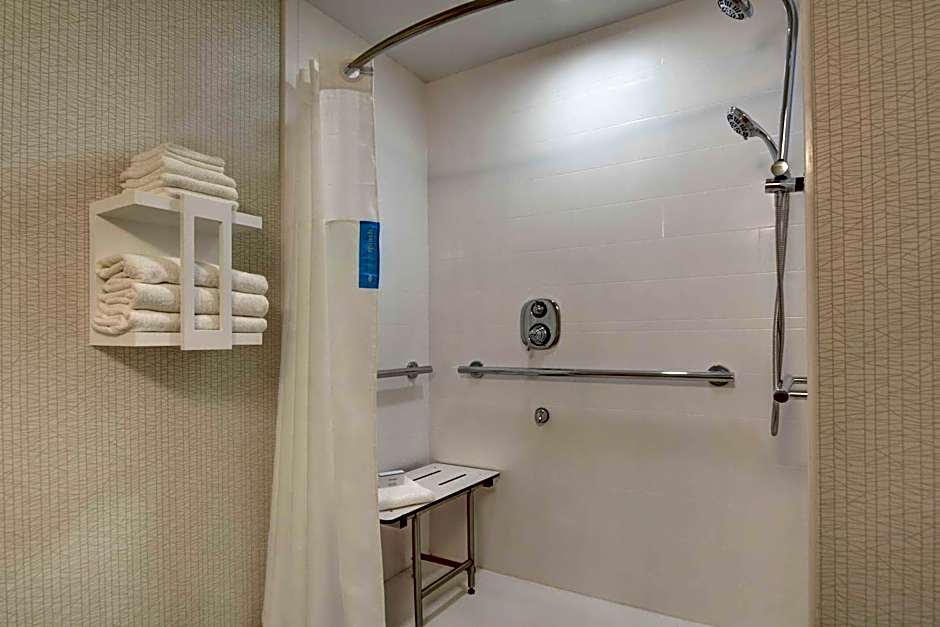 Hampton Inn By Hilton Greenwood