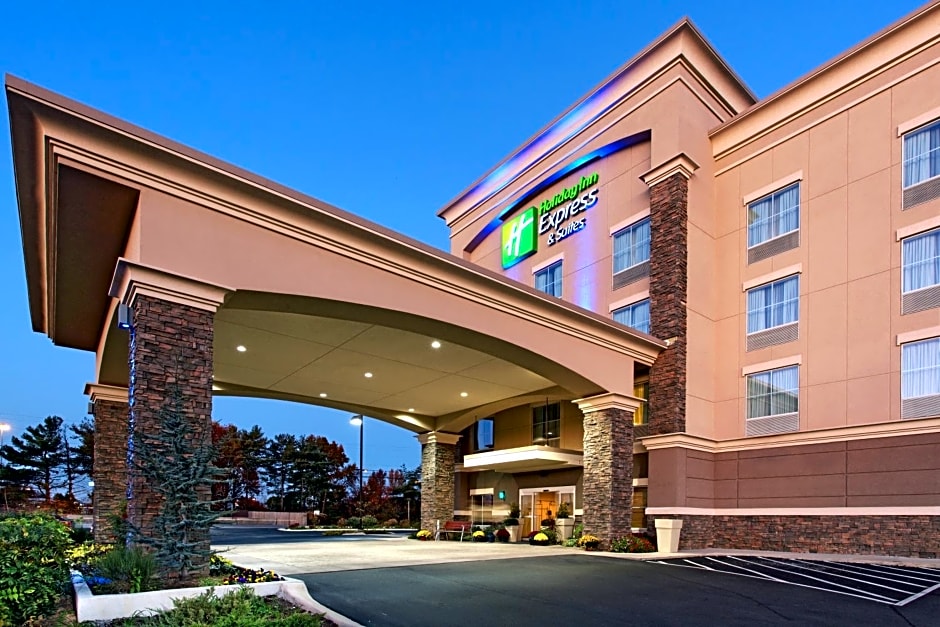 Holiday Inn Express Hotel & Suites Cookeville