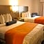 Guesthouse Inn & Suites Lexington