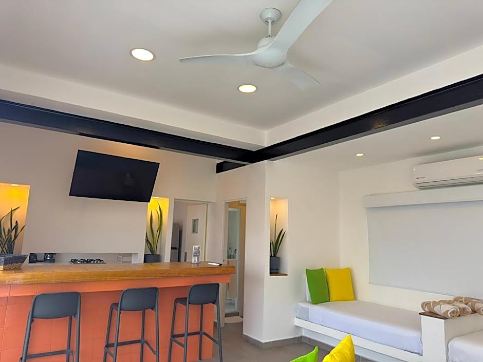 Papaya Condo Acapulco Diamante -Solo Adultos