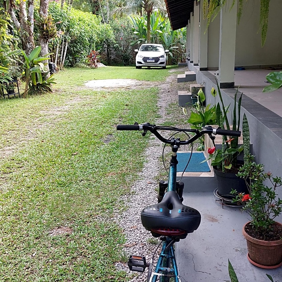 Maury Chalés Boiçucanga