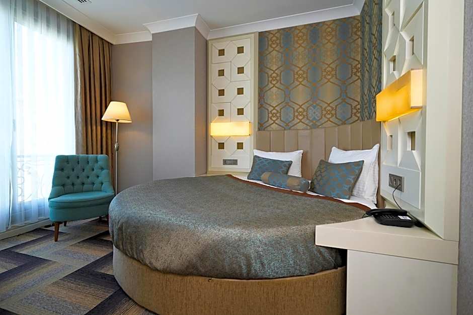 The Grand Mira Business Hotel