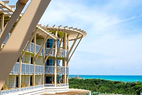 WaterColor Inn & Resort