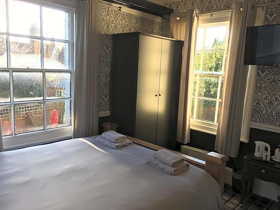 The White Hart pub and rooms