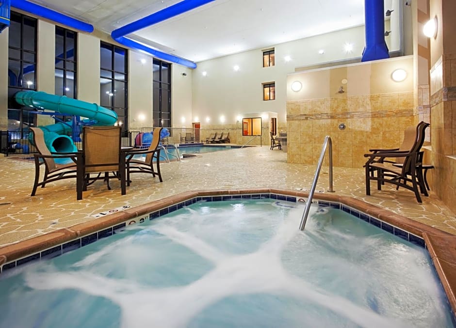 Holiday Inn Express and Suites Great Falls, an IHG Hotel