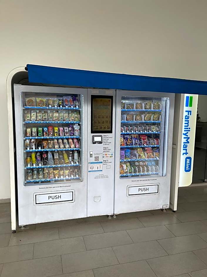 Icon City 8Pax SunwayPyramid & Lagoon CityView