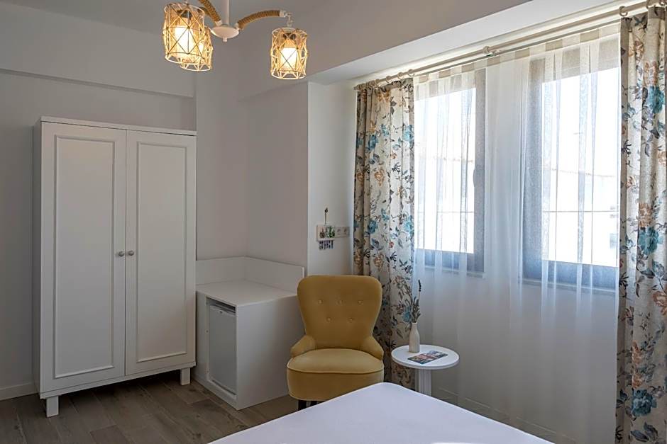 Troas Ada Hotel