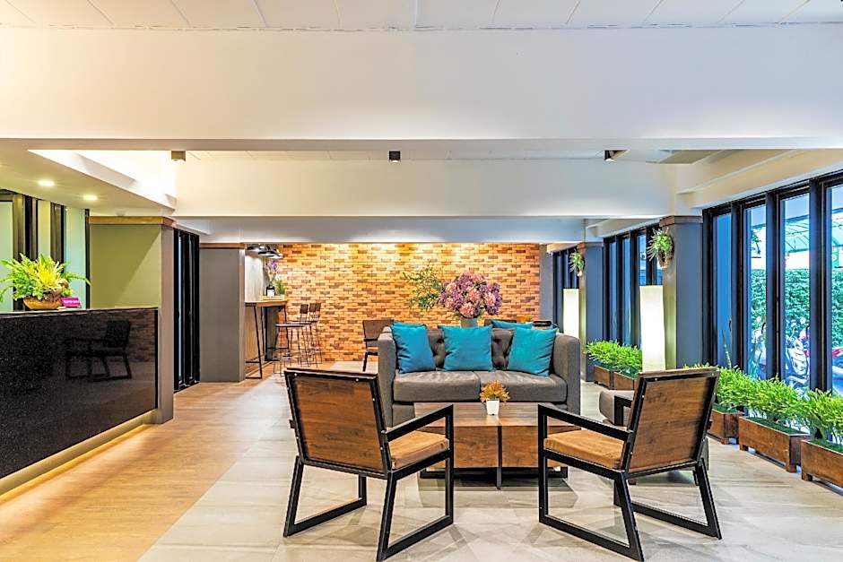 Livotel Express Hotel Ramkhamhaeng 50 Bangkok - No Parking