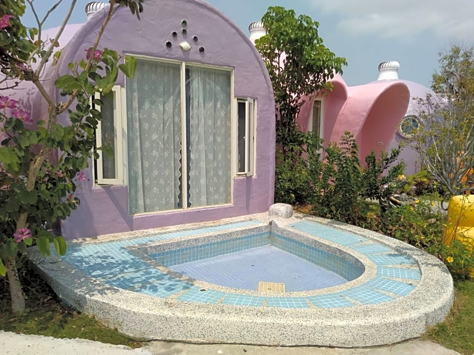 HI-BI Outer Space House BnB