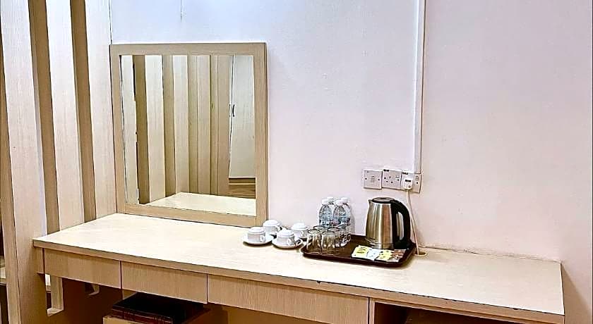 Promenade Service Apartment