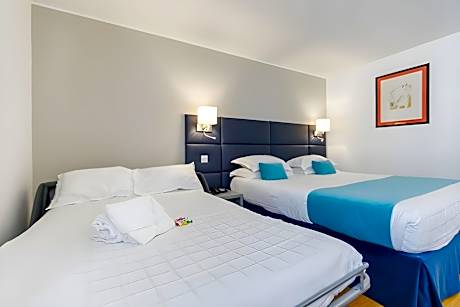 Family Room - with 1h free Swimming Pool