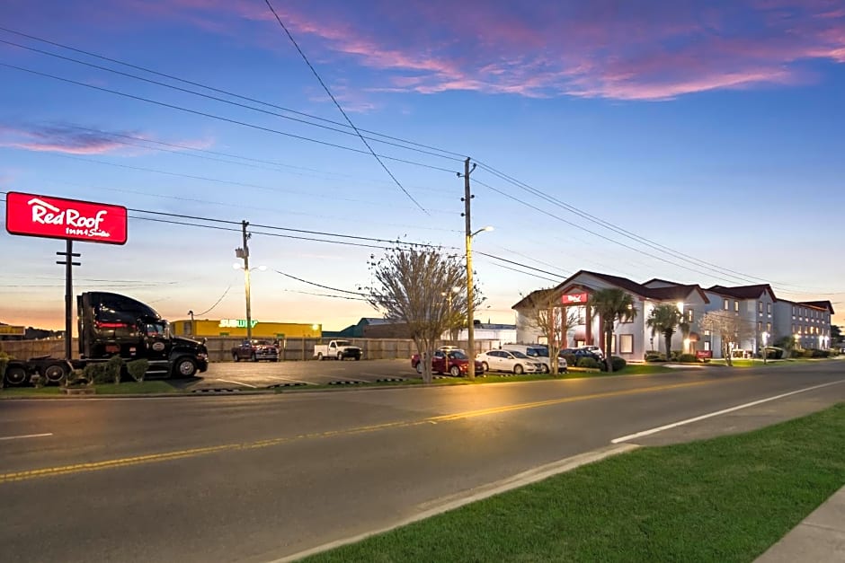 Red Roof Inn & Suites Pensacola-NAS Corry