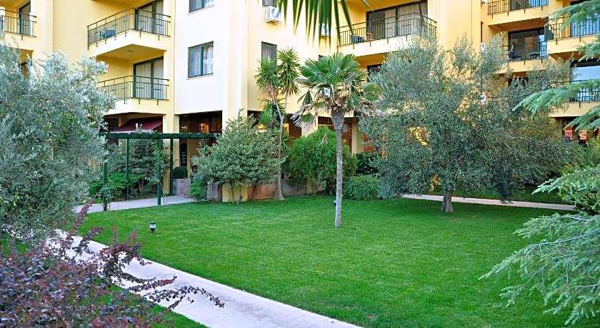 Palm Court Suites Ayvalik