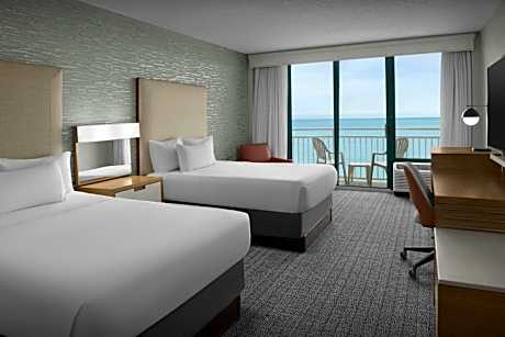 Deluxe Double Room with Tub and Ocean View - High Floor/Mobility Accessible