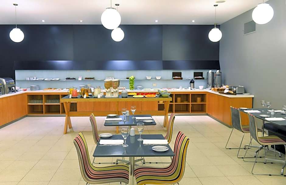 Rochester Hotel Classic