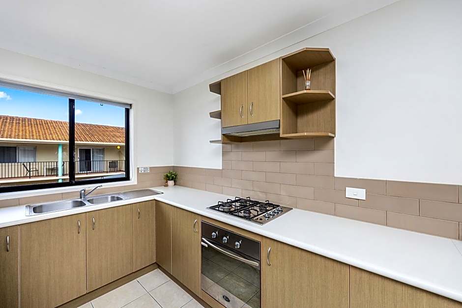 Arlia Sands Apartments