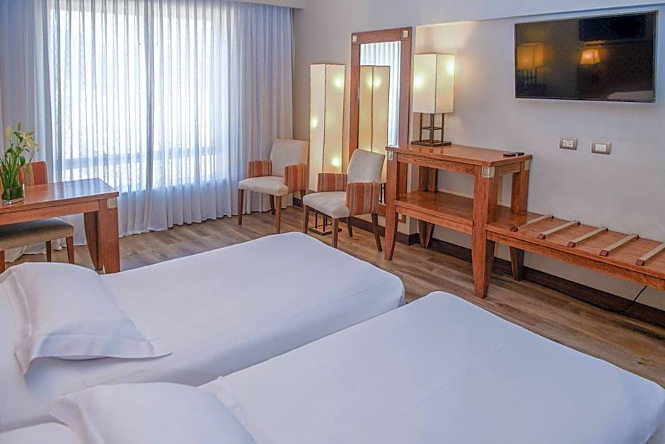 Alejandro 1º Hotel