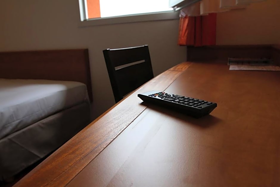 Brit Hotel Confort Villeneuve Sur Lot