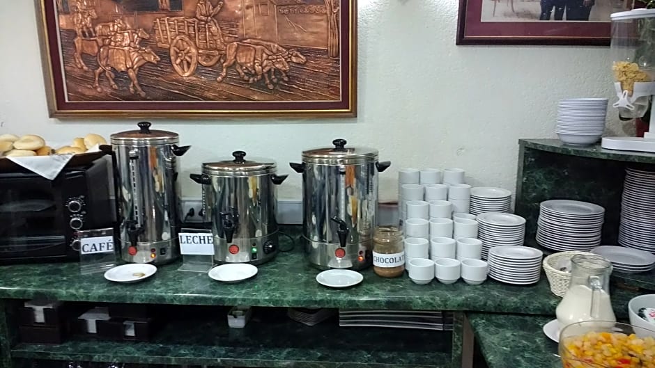 Hotel Windsor Suites