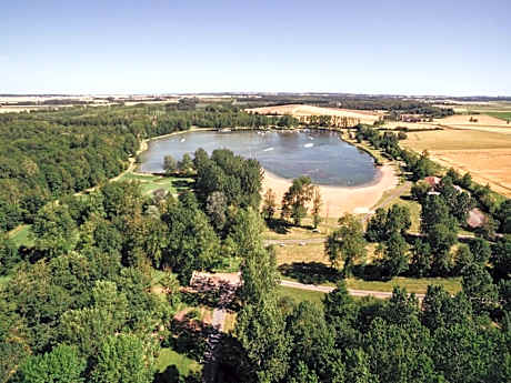 Terres de France - Moncontour Active Park