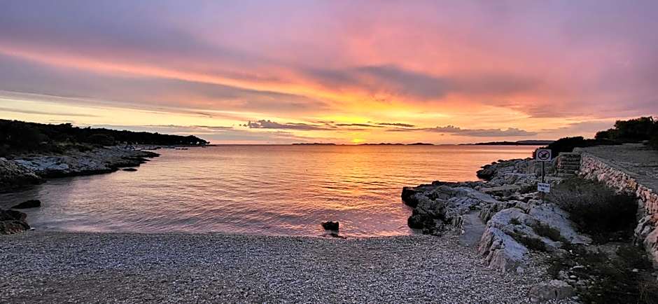 Captain's House Primošten - feel the sea