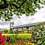 Lakeside Motel & Apartments