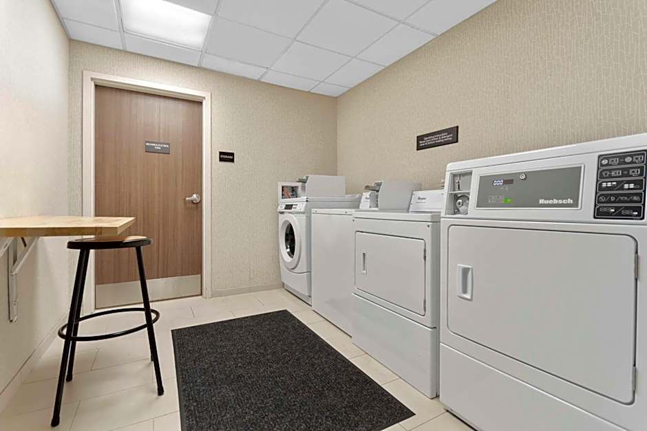 Hampton Inn And Suites By Hilton Columbus Scioto Downs, Oh