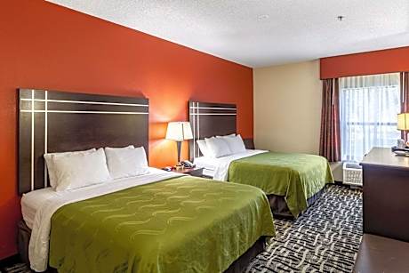 Queen Room with Two Queen Beds - Non-Smoking